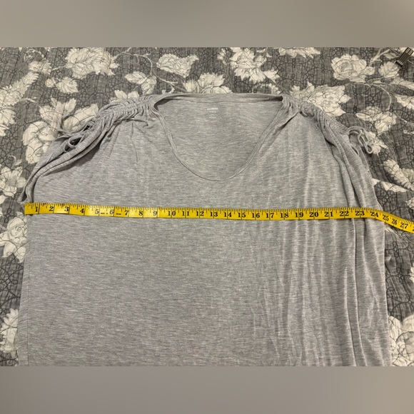 Express Light Lightweight Gray Scoop Neck Tank with Ruched Shoulder Tie - Picture 5 of 8